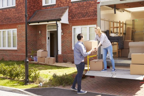 Moving support for a home move in Shepherds Bush